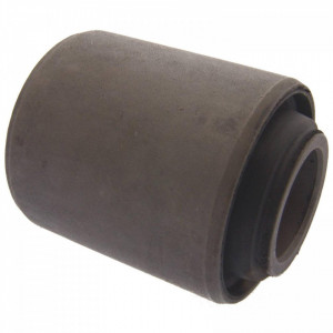 Bucsa fata brat control fata NISSAN R'nessa 1997-2001