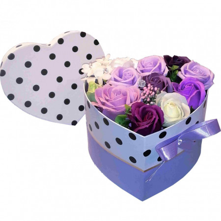 Aranjament Trandafiri si Flori de sapun mov in cutie inima