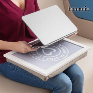 Masuta laptop sau Tava mic dejun Bed&Breakfast