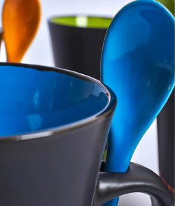 Incalzitor + Cana neagra de cafea cu lingurita ceramica