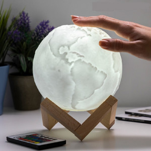 Lampa 3D Planeta Pamant Tactila si Reincarcabila