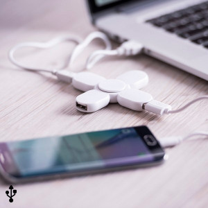 Fidget Spinner cu 3 porturi USB