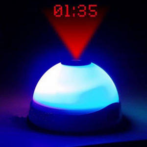 Ceas desteptator cu proiector si lumina LED