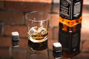 Cuburi metalice de racire bauturi