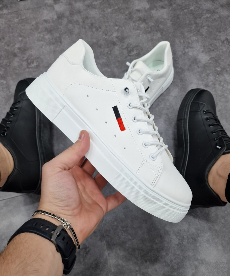 Adidasi LIFE C18 ALB LOGO BRODAT