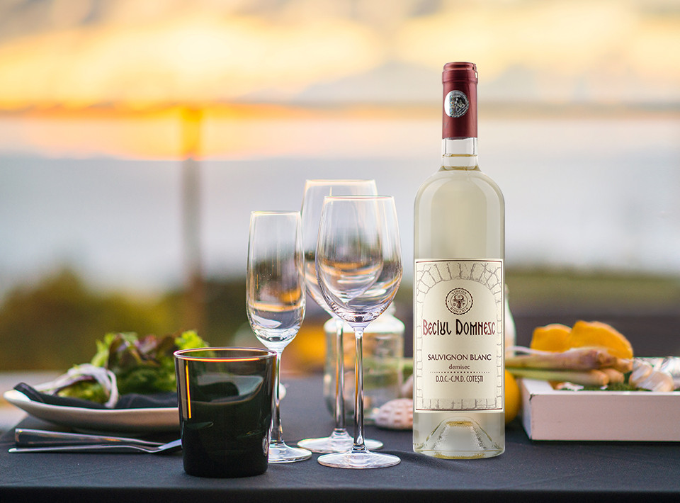 Vincon, Beciul Domnesc, Sauvignon Blanc, Demisec, 14%, 0.187L