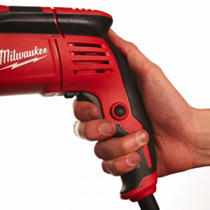 Masina de gaurit cu percutie Milwaukee, MODEL PD2E 22R, 850W, 56NM