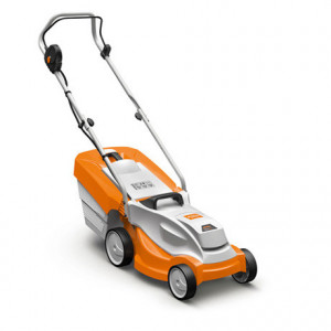 MASINA TUNS GAZON STIHL RMA 235.0 33CM 30L acumulator si incarcator inclus
