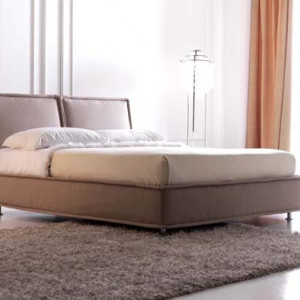 LETTO MATRIMONIALE CON CONTENITORE BORDO