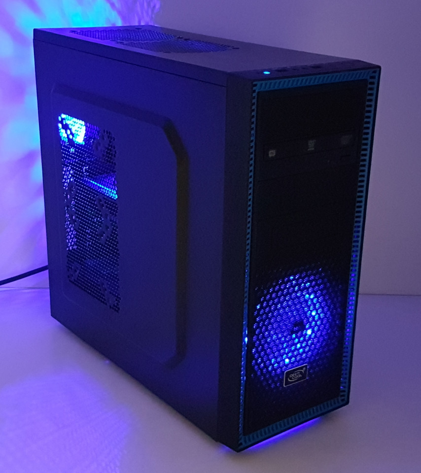 Calculator Gaming Intel Core i7 950, 12GB DDR3, SSD 120GB + HDD 500GB, video Sapphire Radeon R9