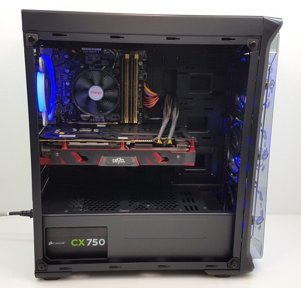 Calculator gaming Intel E3-1231 v3 (echivalent i7 4770), 16GB DDR3, SSD 480GB+HDD 500GB, video PowerColor Radeon RX Vega56 8GB HBM2 Red Devil 2048-bit