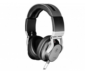 Austrian Audio HI-X50
