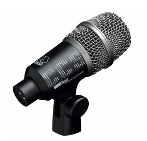 AKG D-22