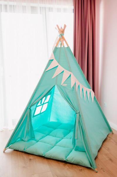 Set Cort de joaca teepee Menta, 110 x 110, salteluta, ghirlanda, pernite si kit fixare