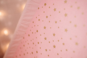 Set Cort de joaca, Gold Stars Teepee Pink, 110 x 110, salteluta, 2 pernite si kit fixare