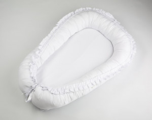 Babynest Shiny White Ruffle