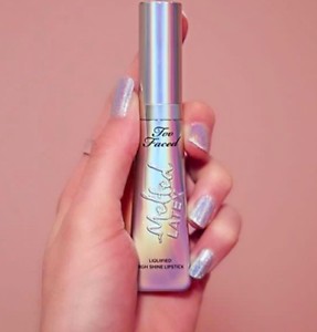 Ruj de buze too faced melted latex, unicorn tears