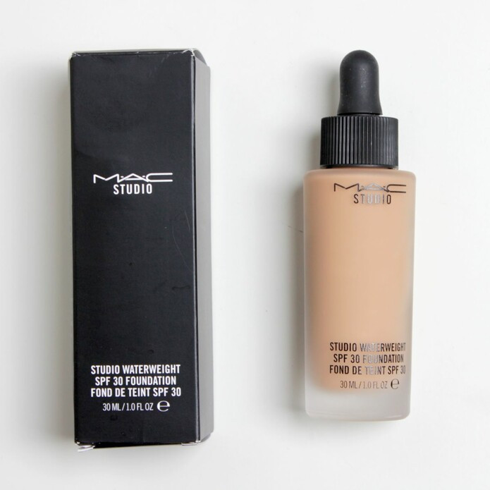 Fond de ten MAC Studio Waterweight SPF30 Nuanta NC35