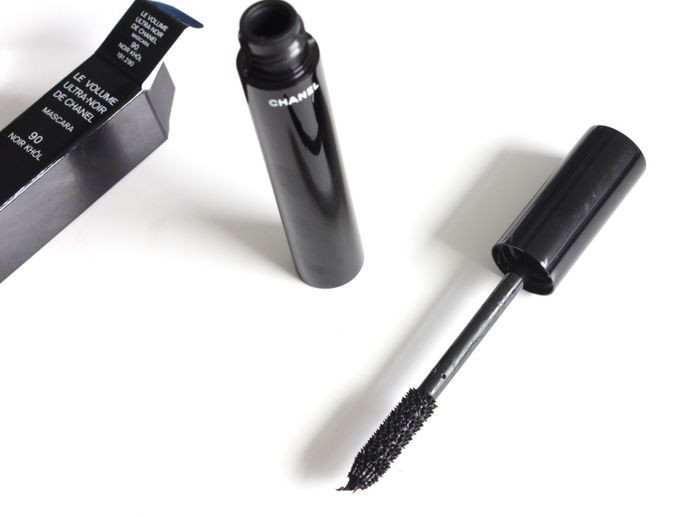 Mascara / Rimel Chanel Le Volume UltraNoir de Chanel, Nuanta Negru