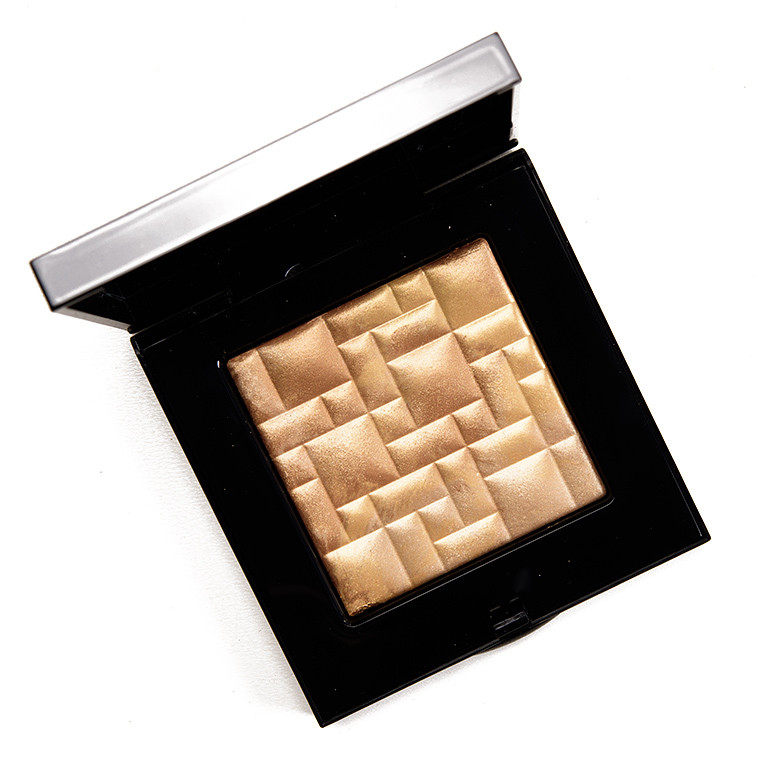 Pudra iluminatoare Bobbi Brown Highlighting Powder Moon Glow