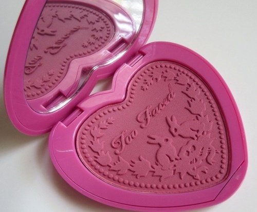 Fard de obraz Too Faced Love Flush Nuanta Your Love is King
