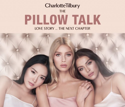 Fard de obraz Charlotte Tilbury Cheek to Chic Blush Nuanta Pillow Talk