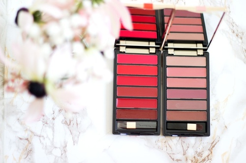 Pachet machiaj : 2 palete ruj Loreal Nude + Red