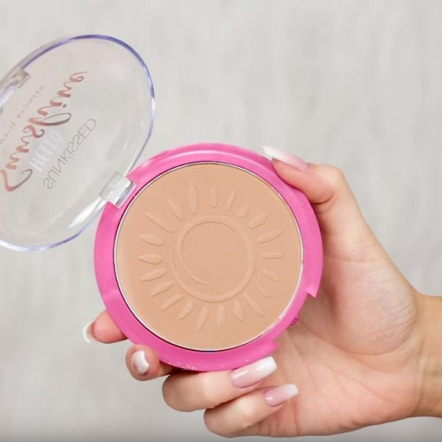 Pudra bronzanta Sunkissed Hello Sunshine Matte Bronzer