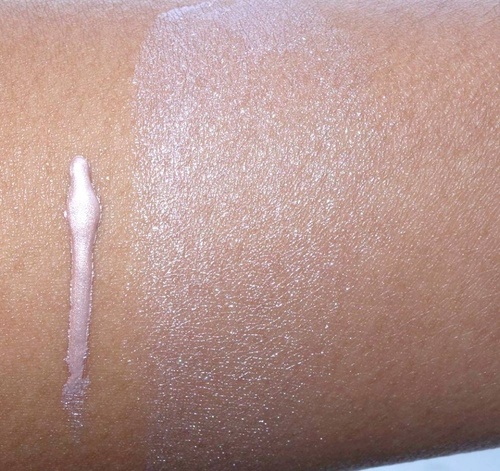 Highlighter / Iluminator cremos Loreal True Match nuanta 301 ICY GLOW