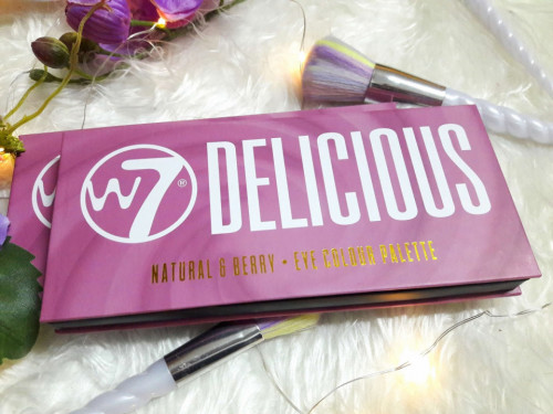Paleta farduri de pleoape W7 Delicious Natural Berry , 14 culori