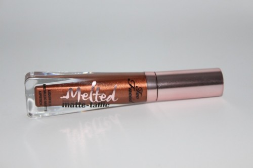 Ruj de buze lichid Too Faced Melted Matte-tallic Nuanta Give it to me