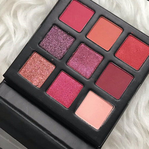 Paleta farduri de ochi Technic Pressed Pigment Intrigued