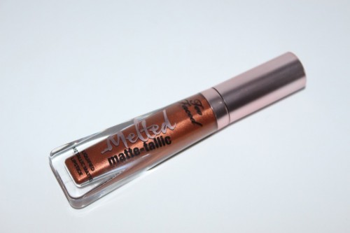 Ruj de buze lichid Too Faced Melted Matte-tallic Nuanta Give it to me