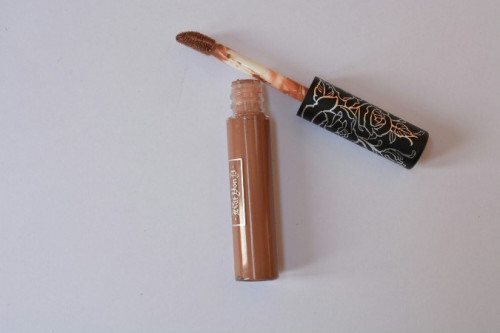 Ruj rezistent mat Mini Kat von D Nuanta Bow N Arrow