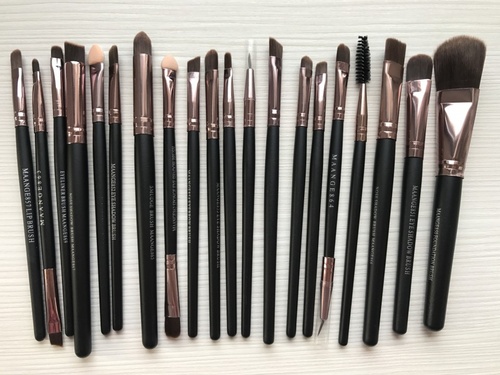 Set 20 pensule machiaj pentru fata si ochi