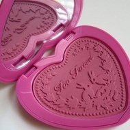 Fard de obraz Too Faced Love Flush Nuanta Your Love is King