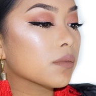Pudra iluminatoare MAC Extra Dimension Lumiere Beaming Blush