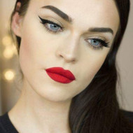 Ruj de buze lichid mat Sleek Matte Me Nuanta 433 Rioja Red