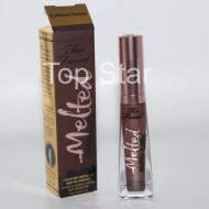 Ruj de buze lichid Too Faced Melted Matte-tallic Nuanta Caffeine Queen