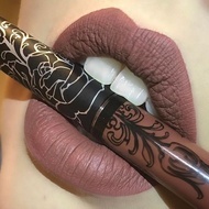 Ruj rezistent Kat Von D Nuanta Hawkwind
