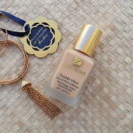 Fond de ten Estee Lauder Double Wear Stay-in-Place 2W0 Warm Vanilla