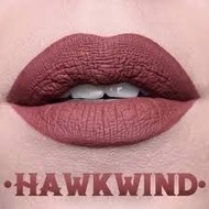Ruj rezistent Kat Von D Nuanta Hawkwind