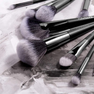 Set 10 pensule machiaj Focallure din par natural, borseta inclusa