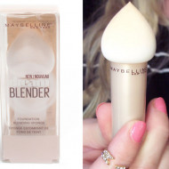 Burete aplicare fond de ten Maybelline Dream Blender Foundation Blending Sponge