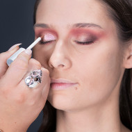 Fard de pleoape lichid Urban Decay Liquid Moondust Eyeshadow Recharged