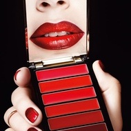 Paleta 6 rujuri Loreal Color Riche Lip Palette Varianta Red