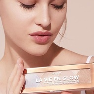 Paleta pudre iluminatoare Loreal La Vie En Glow Highlighting 02 Cool Glow