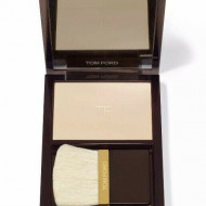 Pudra translucida de fixare a machiajului Tom Ford Translucent Finishing Powder