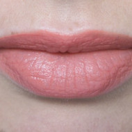 Ruj de buze lichid Loreal Lip Paint Matte, Nuanta 201 Hollywood Beige