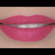 Ruj de buze Loreal Color Riche Matte, Nuanta 104 Strike a Rose